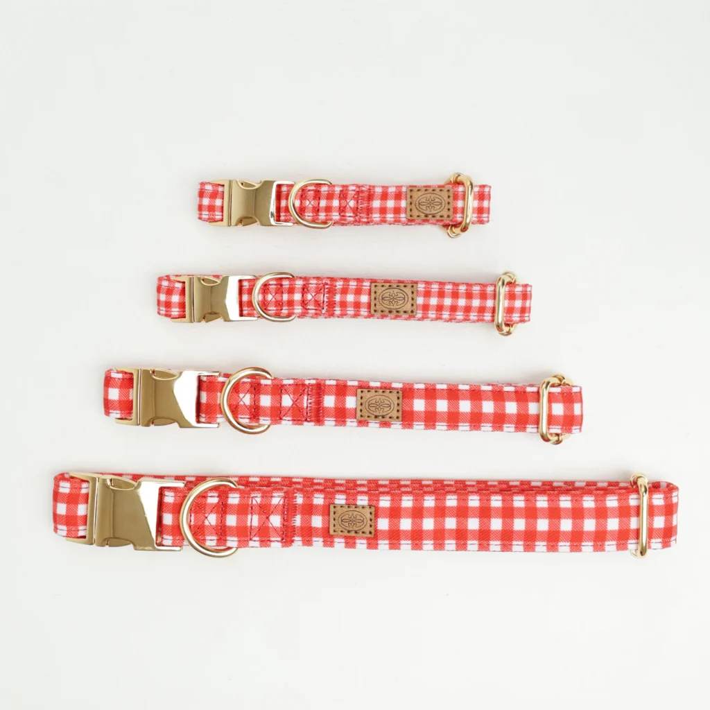 Collares para perro Vichy rojos en cuatro tallas, de la XS a la L